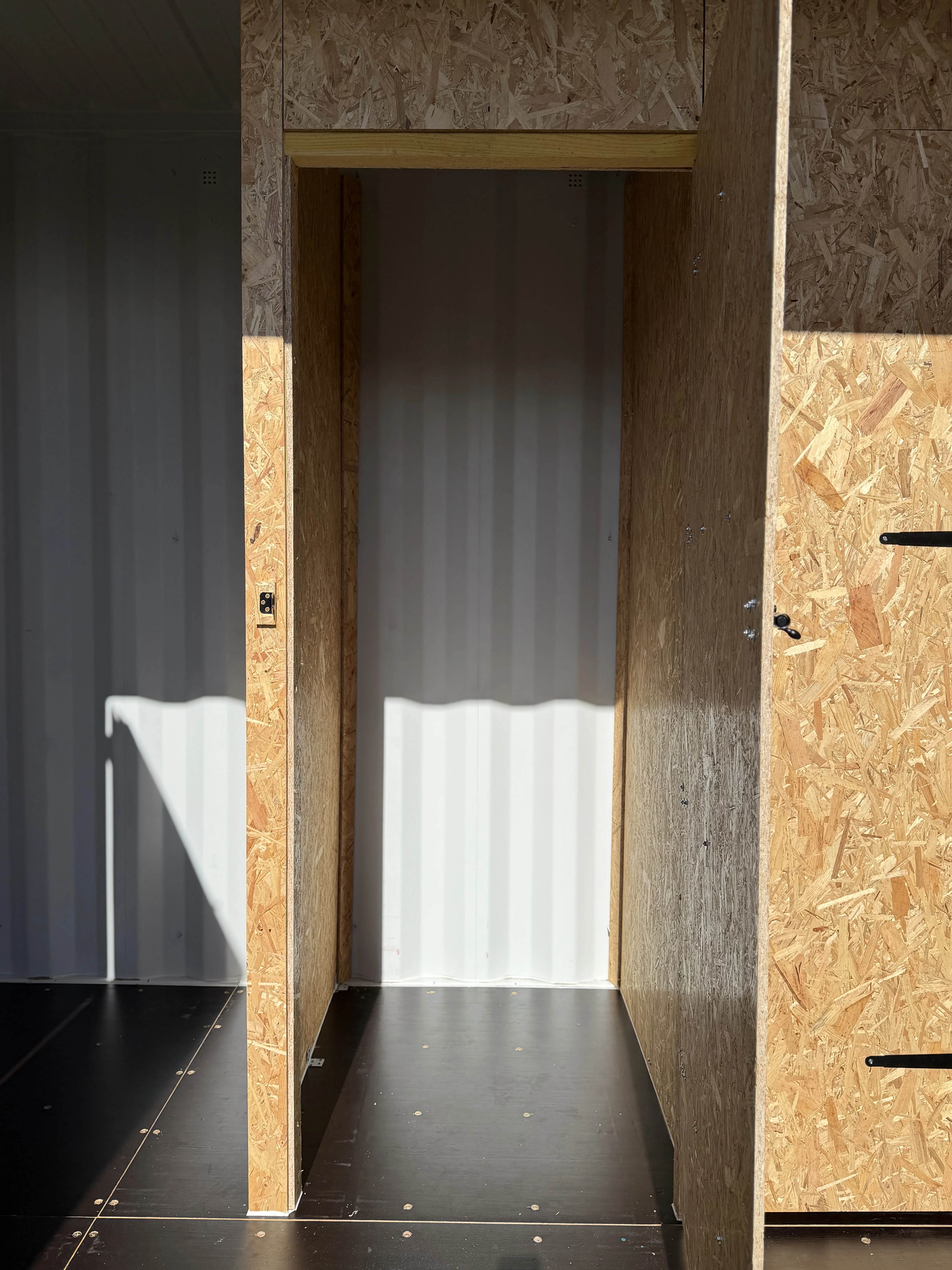 Intérieur d'un box de stockage à Saint-Gilles-Croix-de-Vie